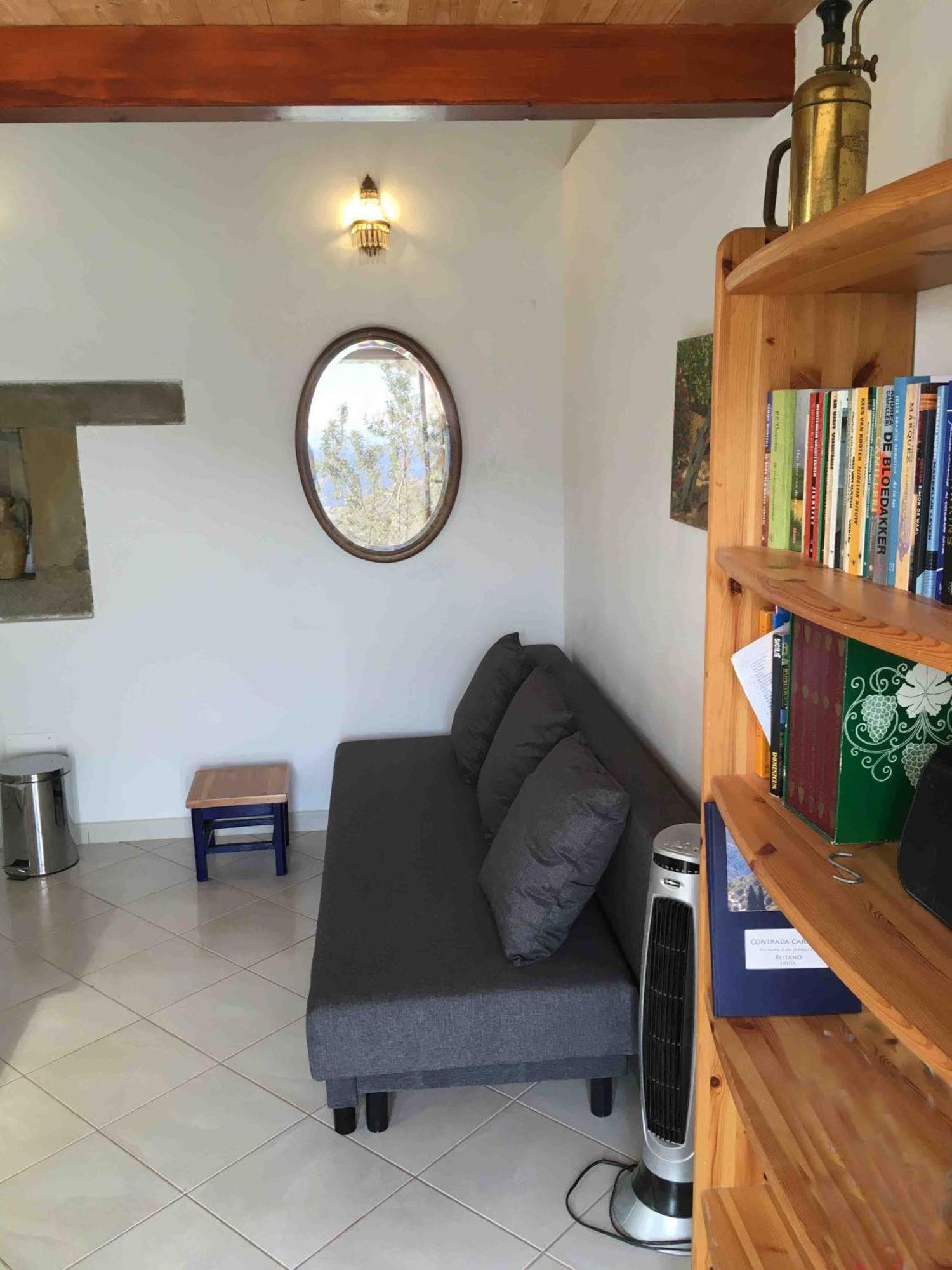 Contrada Carmine Bed & Breakfast Reitano  Ngoại thất bức ảnh